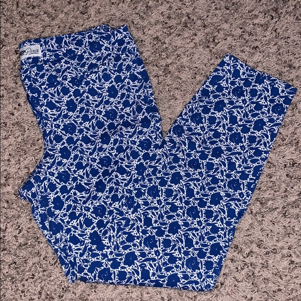 Old Navy Pixie Pant NWOT